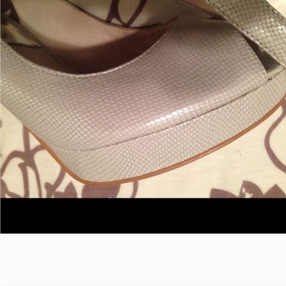 Michael Kors Gray peep slingback heel - Picture 4 of 5